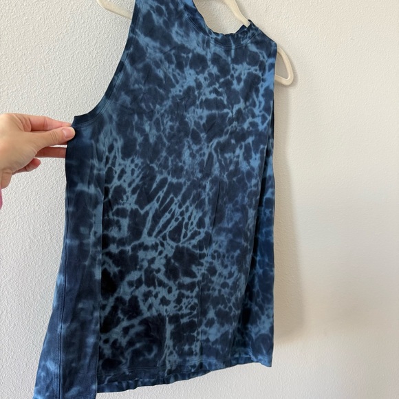 Lululemon All Yours Tank Top Blue Tie-Dye Pattern - Picture 2 of 9